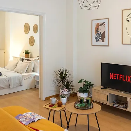 Cozy Flat With Balcony, * Salonicco