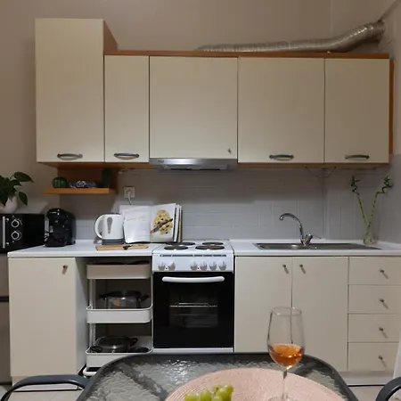 Appartamento Cozy Flat With Balcony,